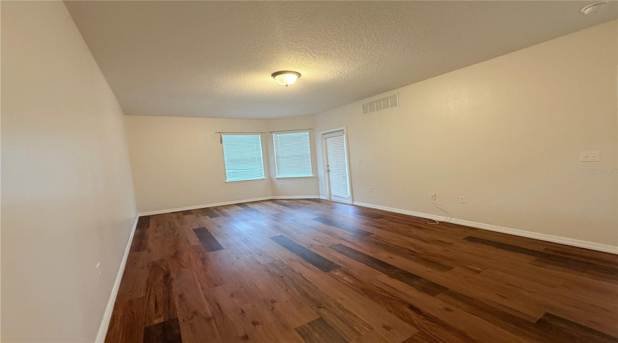 Davenport, Florida 33837, 5 Bedroom Bedrooms, ,4 Bathroombathrooms,Residential,For Sale,Miro,0,Mfro6445347