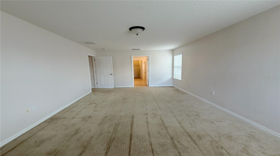Davenport, Florida 33837, 5 Bedroom Bedrooms, ,4 Bathroombathrooms,Residential,For Sale,Miro,0,Mfro6445347