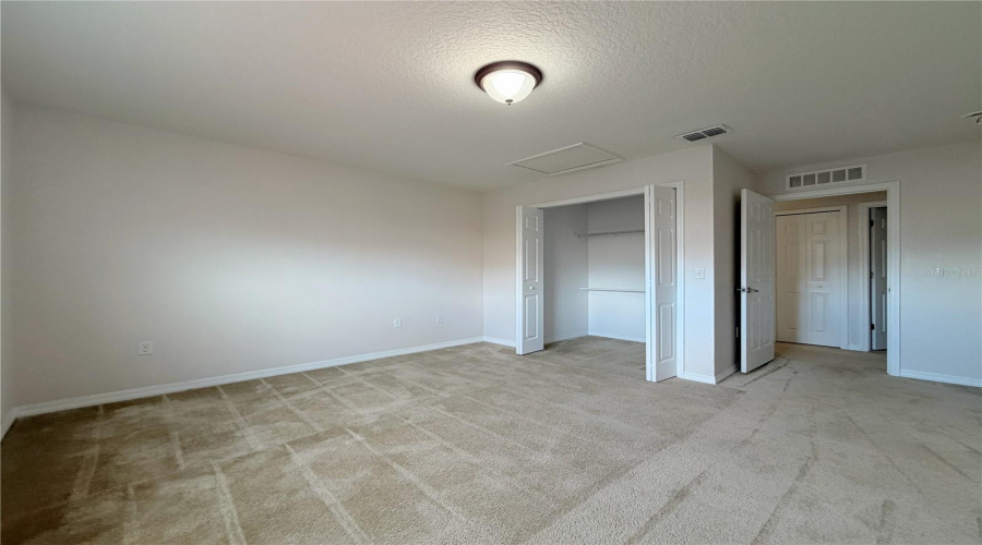 Davenport, Florida 33837, 5 Bedroom Bedrooms, ,4 Bathroombathrooms,Residential,For Sale,Miro,0,Mfro6445347