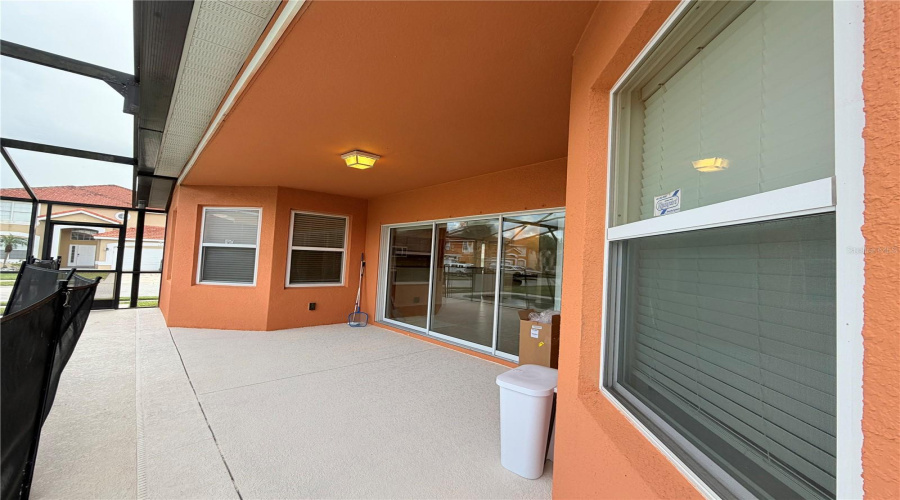 Davenport, Florida 33837, 5 Bedroom Bedrooms, ,4 Bathroombathrooms,Residential,For Sale,Miro,0,Mfro6445347