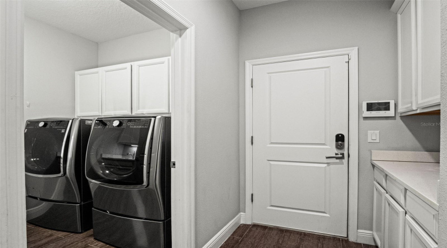 Orlando, Florida 32836, 4 Bedroom Bedrooms, ,3 Bathroombathrooms,Residential,For Sale,Morehouse,0,Mfro6444616