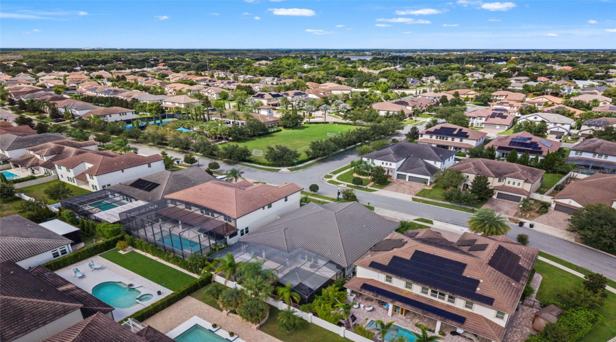 Orlando, Florida 32836, 4 Bedroom Bedrooms, ,3 Bathroombathrooms,Residential,For Sale,Morehouse,0,Mfro6444616