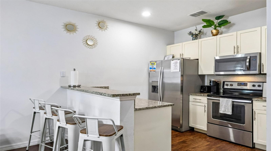 Kissimmee, Florida 34747, 3 Bedroom Bedrooms, ,2 Bathroombathrooms,Residential,For Sale,Gold,0,Mfro6444763