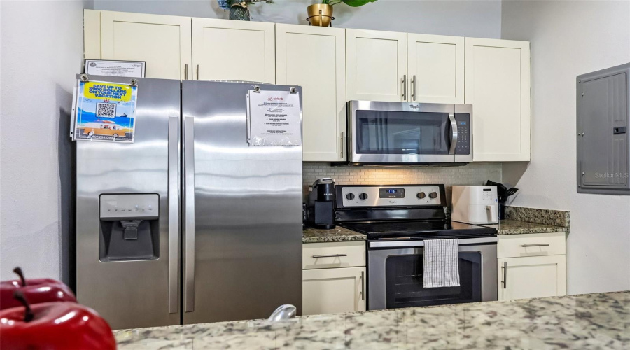 Kissimmee, Florida 34747, 3 Bedroom Bedrooms, ,2 Bathroombathrooms,Residential,For Sale,Gold,0,Mfro6444763