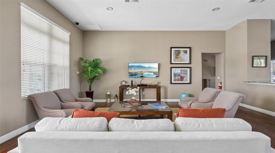 Kissimmee, Florida 34747, 3 Bedroom Bedrooms, ,2 Bathroombathrooms,Residential,For Sale,Gold,0,Mfro6444763