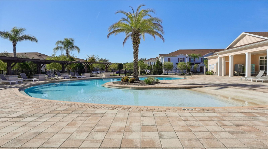 Kissimmee, Florida 34747, 3 Bedroom Bedrooms, ,2 Bathroombathrooms,Residential,For Sale,Gold,0,Mfro6444763