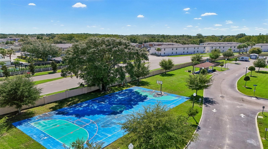 Kissimmee, Florida 34747, 3 Bedroom Bedrooms, ,2 Bathroombathrooms,Residential,For Sale,Gold,0,Mfro6444763
