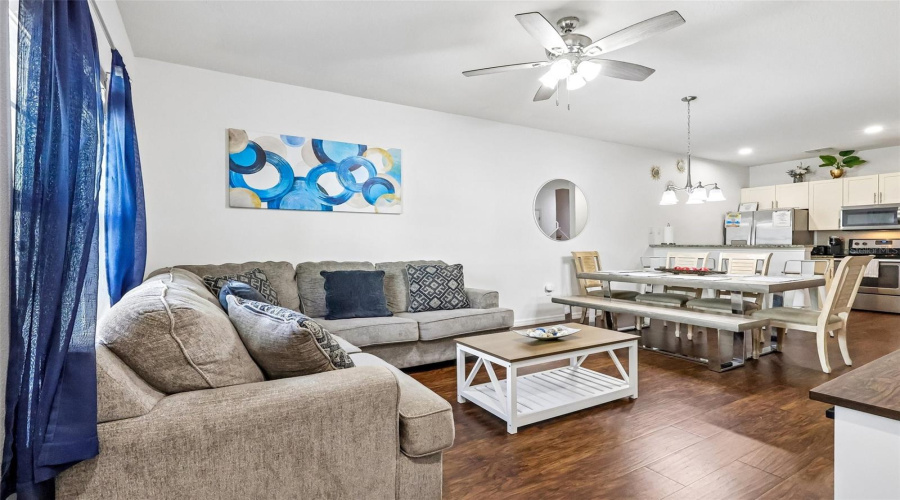 Kissimmee, Florida 34747, 3 Bedroom Bedrooms, ,2 Bathroombathrooms,Residential,For Sale,Gold,0,Mfro6444763