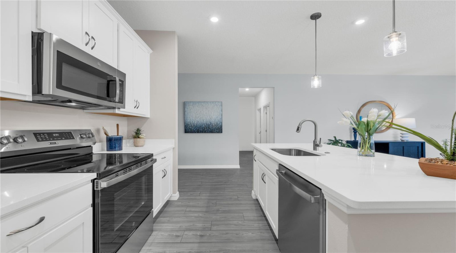 Davenport, Florida 33837, 4 Bedroom Bedrooms, ,2 Bathroombathrooms,Residential,For Sale,Rising,0,Mfro6415227