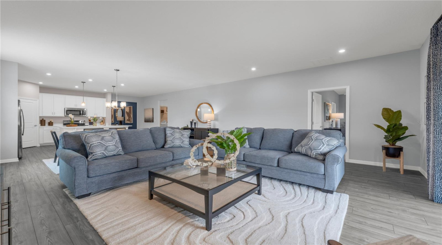 Davenport, Florida 33837, 4 Bedroom Bedrooms, ,2 Bathroombathrooms,Residential,For Sale,Rising,0,Mfro6415227