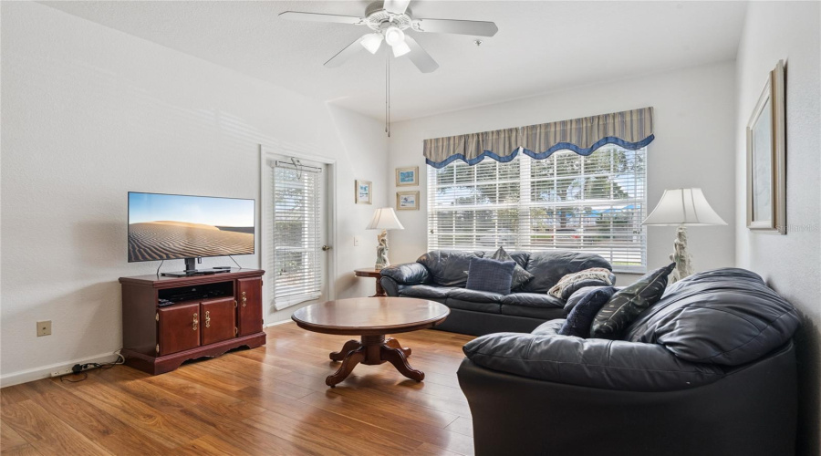 Kissimmee, Florida 34747, 3 Bedroom Bedrooms, ,2 Bathroombathrooms,Residential,For Sale,Butterfly Palm,0,Mfro6444146