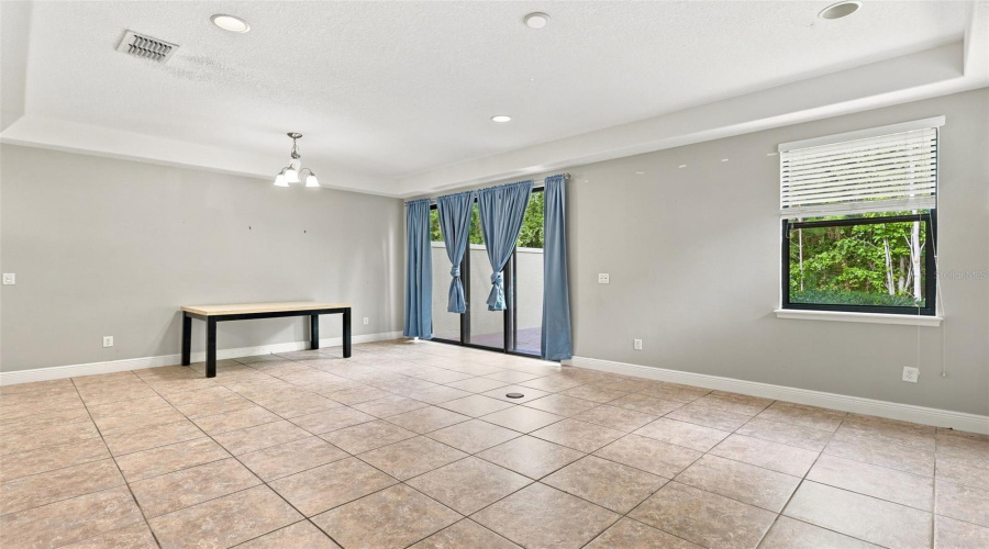 Davenport, Florida 33896, 4 Bedroom Bedrooms, ,3 Bathroombathrooms,Residential,For Sale,Roseville,0,Mfra4706499