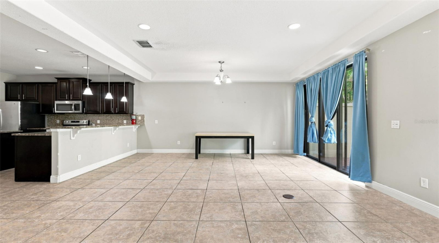 Davenport, Florida 33896, 4 Bedroom Bedrooms, ,3 Bathroombathrooms,Residential,For Sale,Roseville,0,Mfra4706499