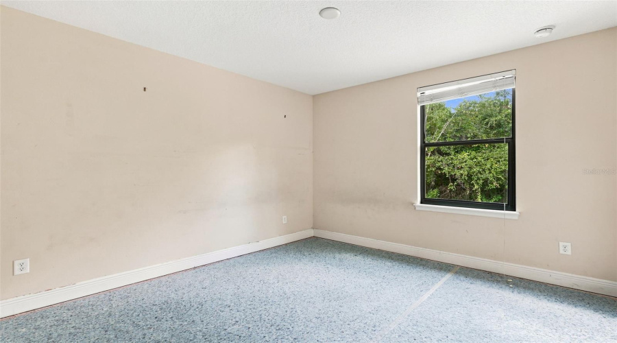 Davenport, Florida 33896, 4 Bedroom Bedrooms, ,3 Bathroombathrooms,Residential,For Sale,Roseville,0,Mfra4706499