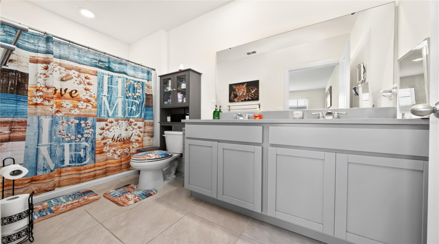 Davenport, Florida 33837, 3 Bedroom Bedrooms, ,2 Bathroombathrooms,Residential,For Sale,Tamarack,0,Mfrs5158256