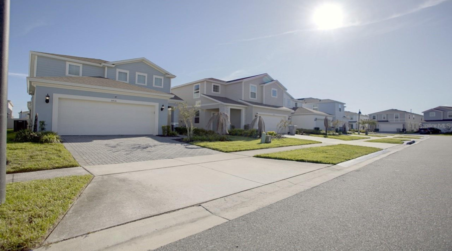 Davenport, Florida 33897, 5 Bedroom Bedrooms, ,5 Bathroombathrooms,Residential,For Sale,Lilac,0,Mfrs5158558