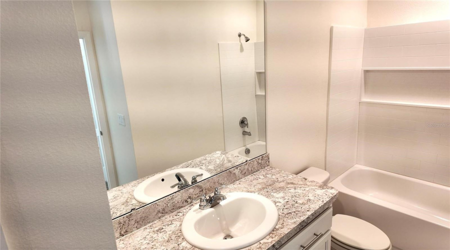 Davenport, Florida 33837, 3 Bedroom Bedrooms, ,2 Bathroombathrooms,Residential,For Sale,Yellow Finch,0,Mfrs5158377