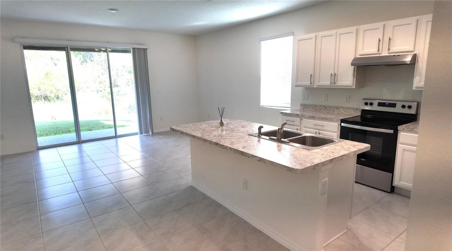 Davenport, Florida 33837, 3 Bedroom Bedrooms, ,2 Bathroombathrooms,Residential,For Sale,Yellow Finch,0,Mfrs5158377