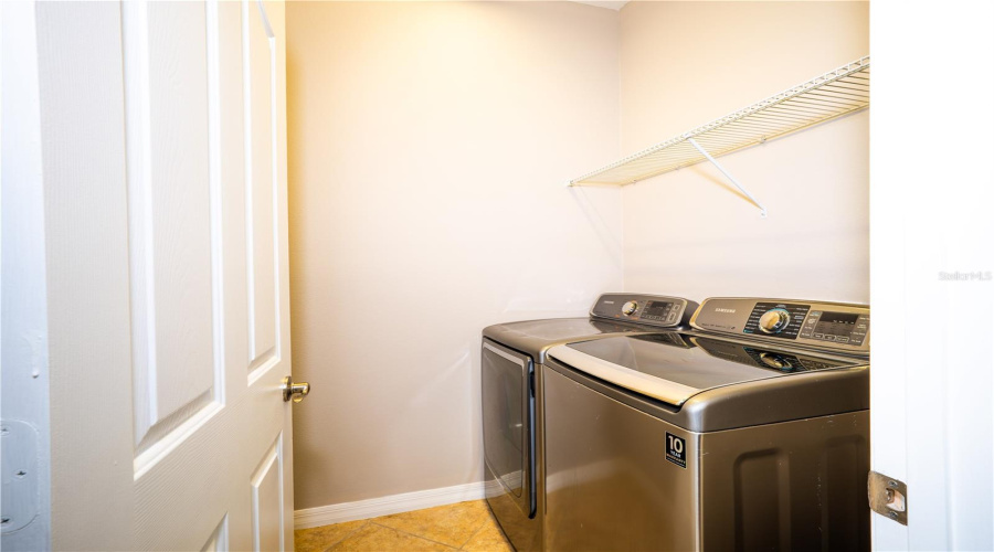 Orlando, Florida 32836, 3 Bedroom Bedrooms, ,2 Bathroombathrooms,Residential,For Sale,Arrabida,0,Mfro6445644