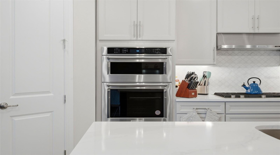 Orlando, Florida 32836, 6 Bedroom Bedrooms, ,4 Bathroombathrooms,Residential,For Sale,Wandering,0,Mfro6446078