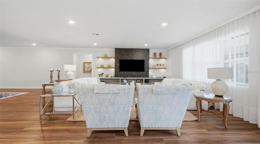 Orlando, Florida 32836, 6 Bedroom Bedrooms, ,4 Bathroombathrooms,Residential,For Sale,Wandering,0,Mfro6446078