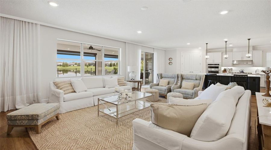 Orlando, Florida 32836, 6 Bedroom Bedrooms, ,4 Bathroombathrooms,Residential,For Sale,Wandering,0,Mfro6446078