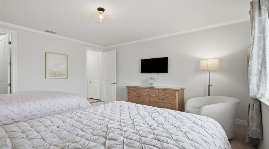 Orlando, Florida 32836, 6 Bedroom Bedrooms, ,4 Bathroombathrooms,Residential,For Sale,Wandering,0,Mfro6446078