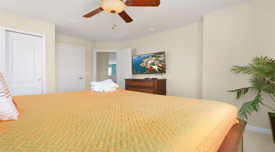 Kissimmee, Florida 34747, 7 Bedroom Bedrooms, ,5 Bathroombathrooms,Residential,For Sale,Rhodes,0,Mfrs5148044