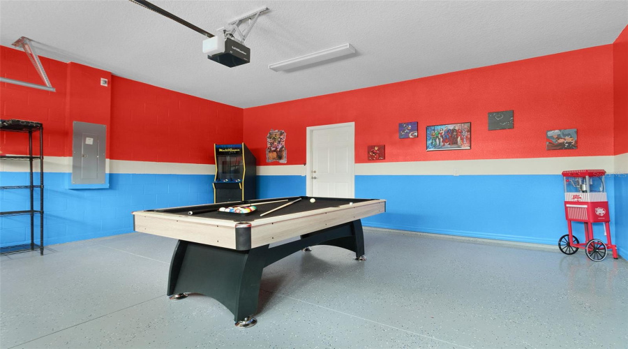 Kissimmee, Florida 34747, 7 Bedroom Bedrooms, ,5 Bathroombathrooms,Residential,For Sale,Rhodes,0,Mfrs5148044