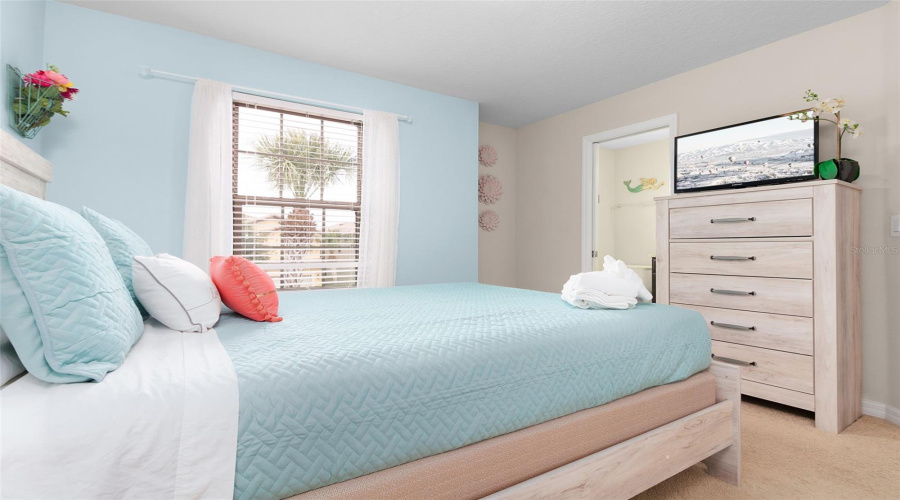 Kissimmee, Florida 34747, 7 Bedroom Bedrooms, ,5 Bathroombathrooms,Residential,For Sale,Rhodes,0,Mfrs5148044