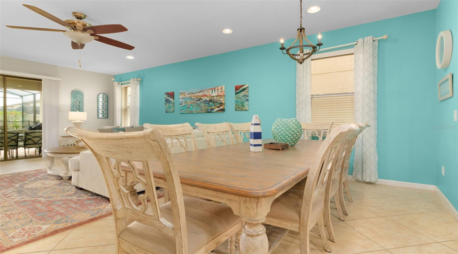 Kissimmee, Florida 34747, 7 Bedroom Bedrooms, ,5 Bathroombathrooms,Residential,For Sale,Rhodes,0,Mfrs5148044