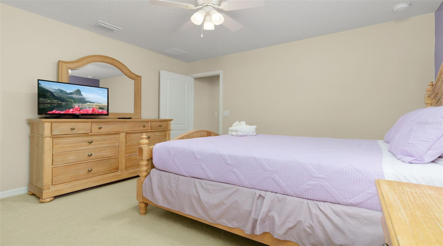 Kissimmee, Florida 34747, 7 Bedroom Bedrooms, ,5 Bathroombathrooms,Residential,For Sale,Rhodes,0,Mfrs5148044