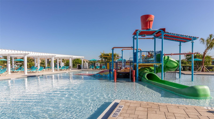 Kissimmee, Florida 34747, 7 Bedroom Bedrooms, ,5 Bathroombathrooms,Residential,For Sale,Rhodes,0,Mfrs5148044