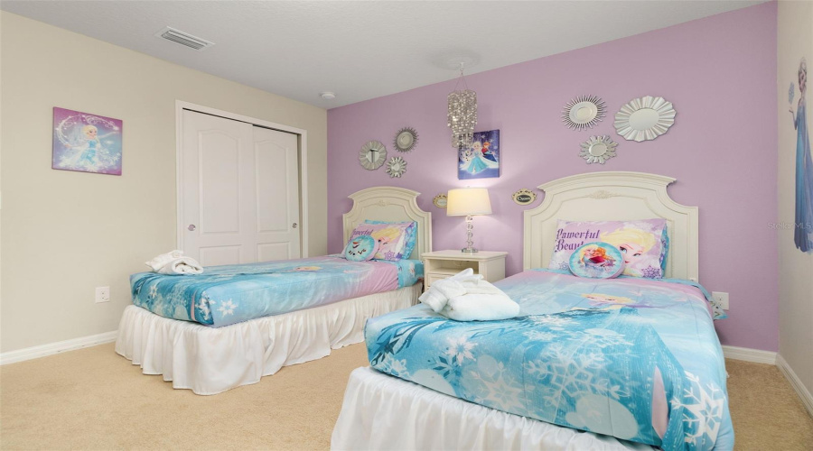 Kissimmee, Florida 34747, 7 Bedroom Bedrooms, ,5 Bathroombathrooms,Residential,For Sale,Rhodes,0,Mfrs5148044