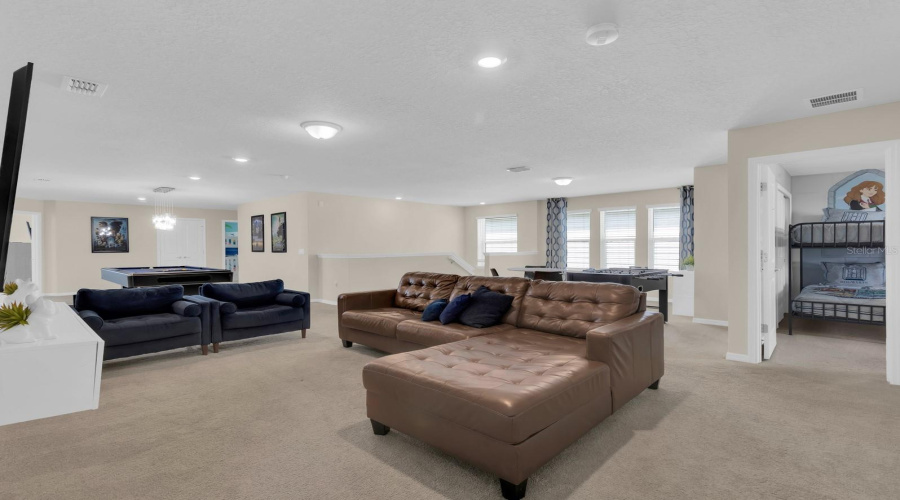 Davenport, Florida 33897, 9 Bedroom Bedrooms, ,6 Bathroombathrooms,Residential,For Sale,Mahalo,0,Mfrs5158448