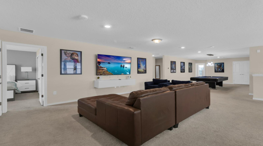 Davenport, Florida 33897, 9 Bedroom Bedrooms, ,6 Bathroombathrooms,Residential,For Sale,Mahalo,0,Mfrs5158448