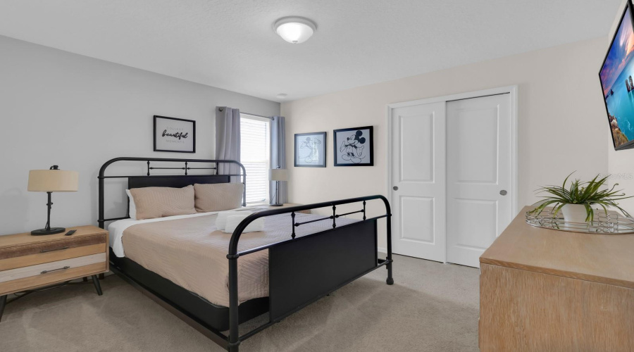 Davenport, Florida 33897, 9 Bedroom Bedrooms, ,6 Bathroombathrooms,Residential,For Sale,Mahalo,0,Mfrs5158448