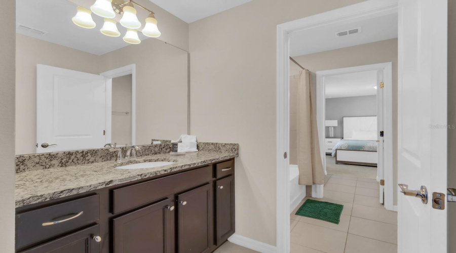 Davenport, Florida 33897, 9 Bedroom Bedrooms, ,6 Bathroombathrooms,Residential,For Sale,Mahalo,0,Mfrs5158448
