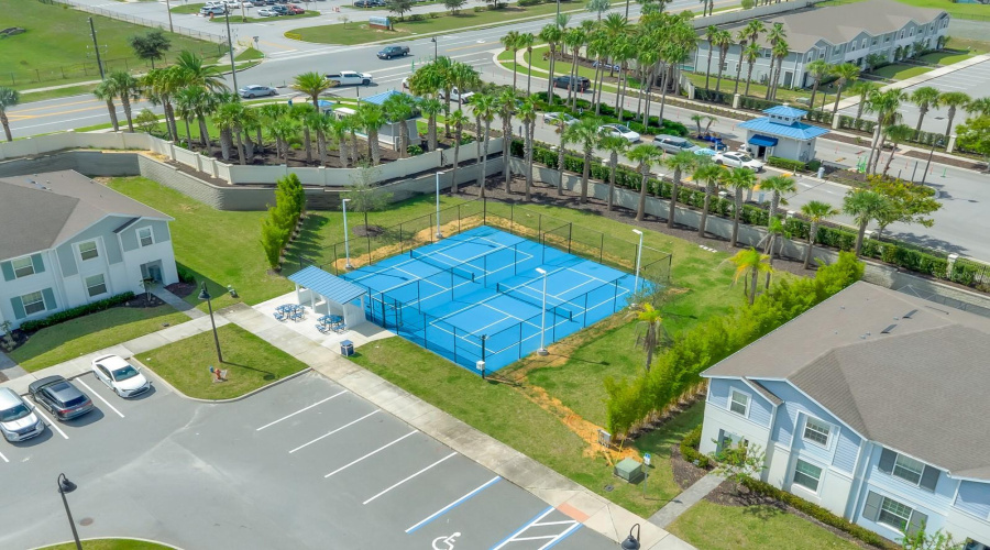 Davenport, Florida 33897, 9 Bedroom Bedrooms, ,6 Bathroombathrooms,Residential,For Sale,Mahalo,0,Mfrs5158448