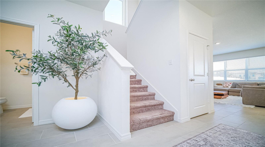 Davenport, Florida 33896, 5 Bedroom Bedrooms, ,3 Bathroombathrooms,Residential,For Sale,Overpool,0,Mfrs5153519