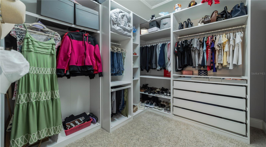 Orlando, Florida 32836, 4 Bedroom Bedrooms, ,3 Bathroombathrooms,Residential,For Sale,Prince Harry,0,Mfro6445520