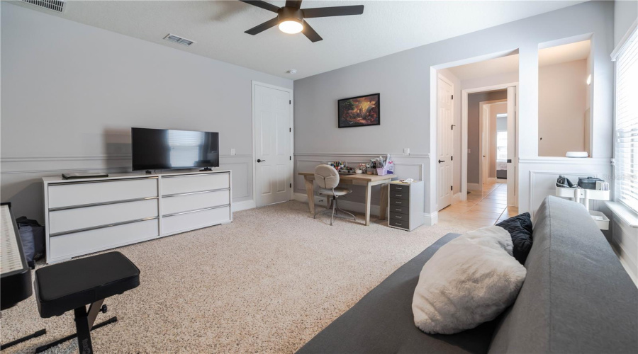 Orlando, Florida 32836, 4 Bedroom Bedrooms, ,3 Bathroombathrooms,Residential,For Sale,Prince Harry,0,Mfro6445520