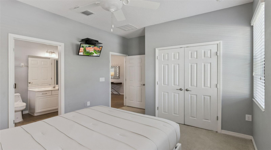 Davenport, Florida 33837, 5 Bedroom Bedrooms, ,4 Bathroombathrooms,Residential,For Sale,Rosemont,0,Mfrs5158491