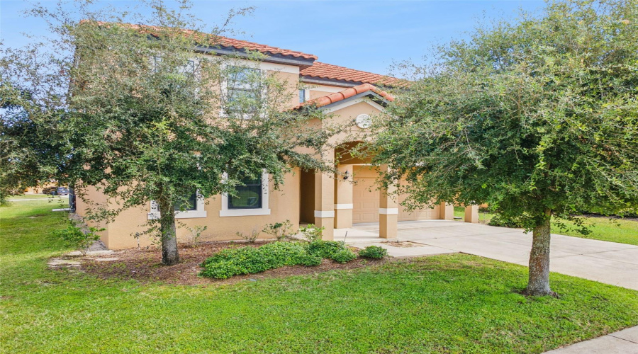 Davenport, Florida 33837, 5 Bedroom Bedrooms, ,4 Bathroombathrooms,Residential,For Sale,Rosemont,0,Mfrs5158491