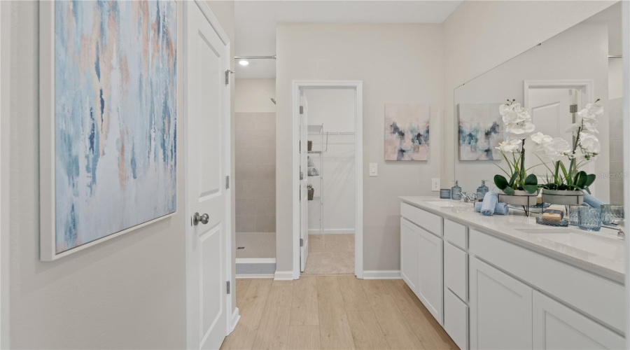 Davenport, Florida 33837, 5 Bedroom Bedrooms, ,4 Bathroombathrooms,Residential,For Sale,Glenfield,0,Mfro6445902