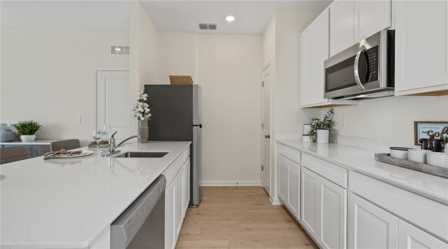 Davenport, Florida 33837, 5 Bedroom Bedrooms, ,4 Bathroombathrooms,Residential,For Sale,Glenfield,0,Mfro6445902