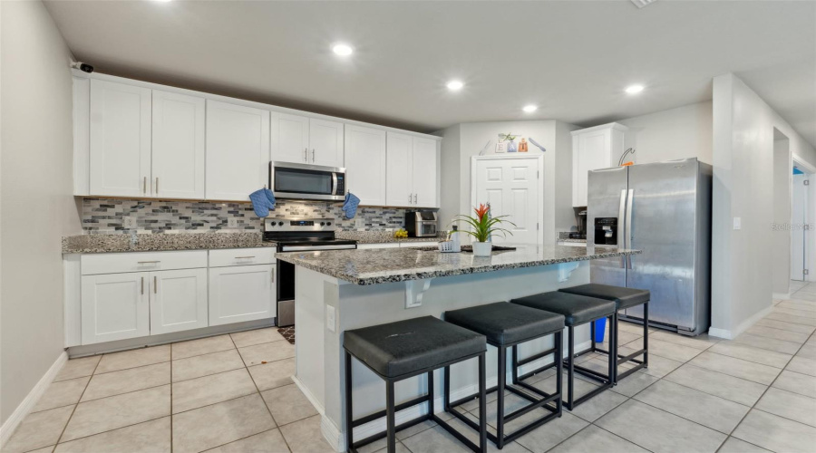 Davenport, Florida 33837, 4 Bedroom Bedrooms, ,2 Bathroombathrooms,Residential,For Sale,Citrus Landings,0,Mfrs5143186