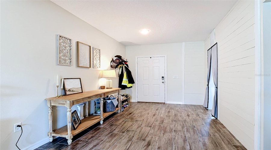 Davenport, Florida 33837, 4 Bedroom Bedrooms, ,2 Bathroombathrooms,Residential,For Sale,Fillmore,0,Mfrg5117518