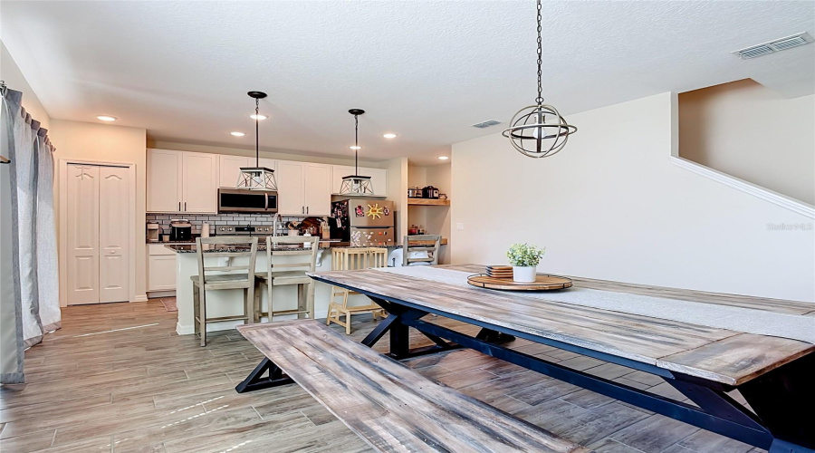 Davenport, Florida 33837, 4 Bedroom Bedrooms, ,2 Bathroombathrooms,Residential,For Sale,Fillmore,0,Mfrg5117518
