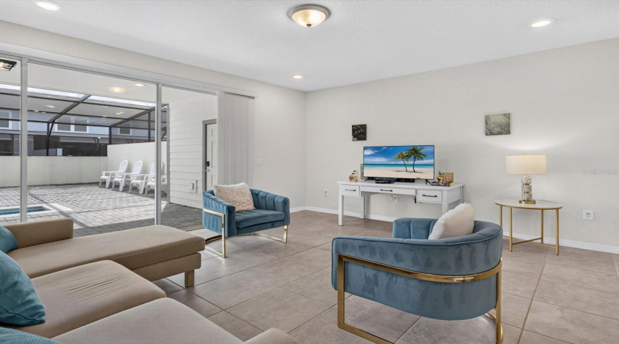Davenport, Florida 33897, 5 Bedroom Bedrooms, ,4 Bathroombathrooms,Residential,For Sale,Lana Avenue,0,Mfro6444147